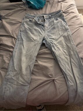Light Wash Slim Straight Jeans